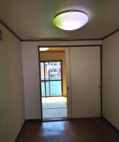 その他部屋・スペース　クリーニング前の写真です