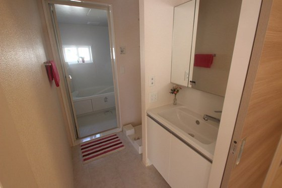 洗面設備　※別部屋の写真です