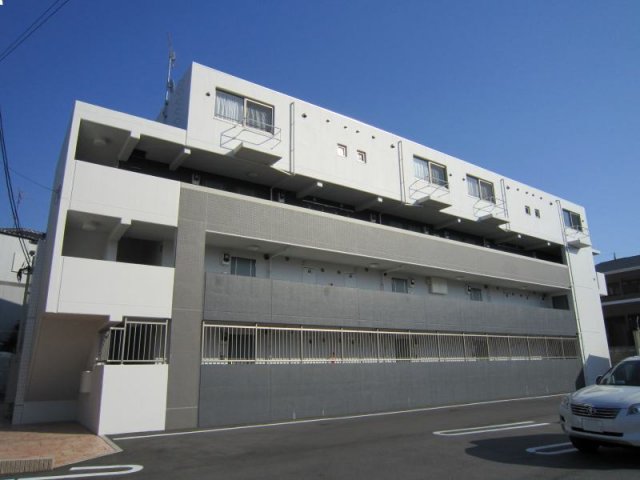 建物外観　落ち着いた雰囲気の外観です