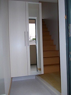 玄関　シンプルで使いやすい玄関です