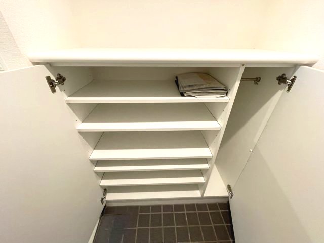 収納　イメージとして同建物他部屋を表示しています