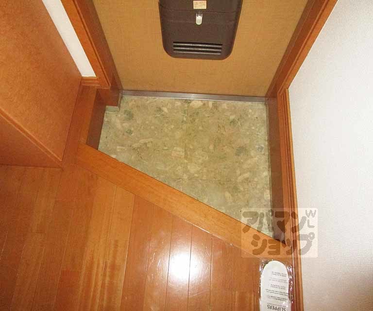 玄関　３号室の写真です。