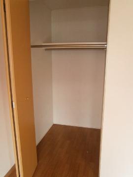 収納　ウォ―クインクローゼット