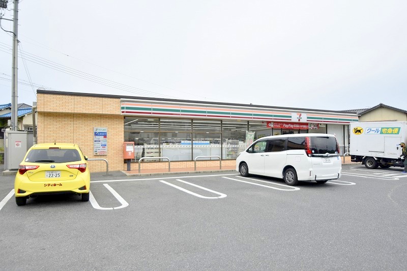 コンビニ　セブンイレブン広島矢野東6丁目店（コンビニ）まで350m