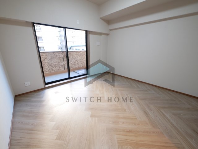 居室・リビング　リビング部分です！≪内装は2.5.8F白色/3.6.9Fグレ