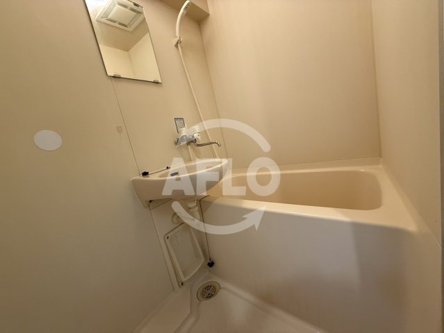 バス・シャワールーム　LakiaMaison弁天町　風呂