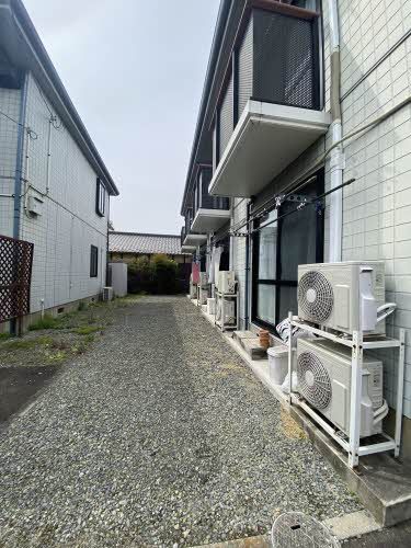 バルコニー　建物外観