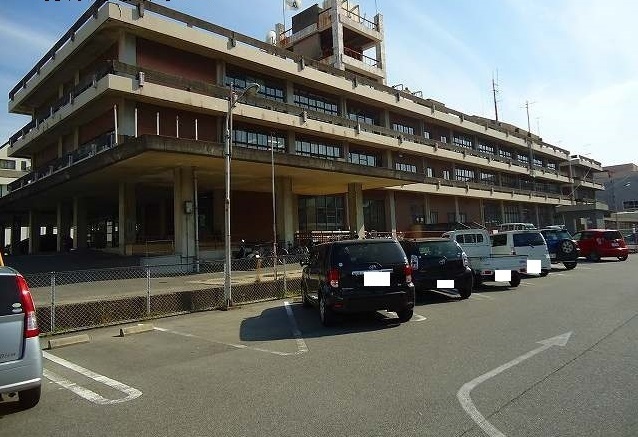 役所　竹原市役所（役所）まで550m