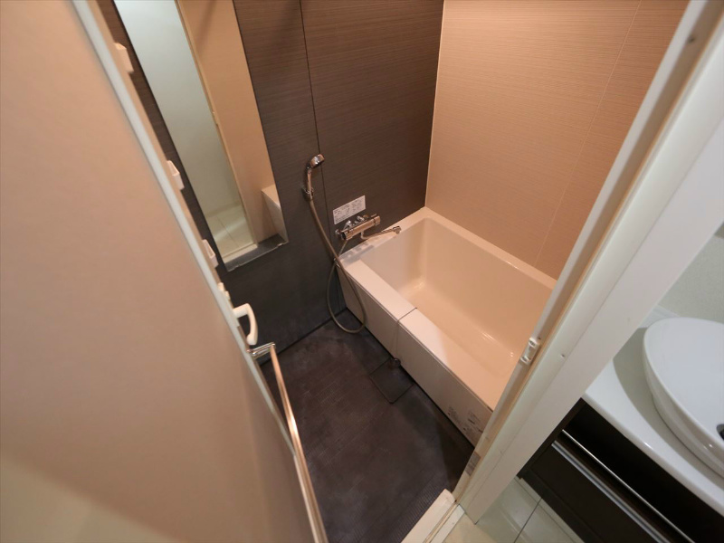 バス・シャワールーム　バスルーム（お風呂トイレ別　浴室暖房乾燥機付