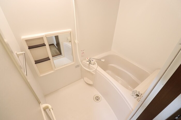 バス・シャワールーム　きれいなお風呂です