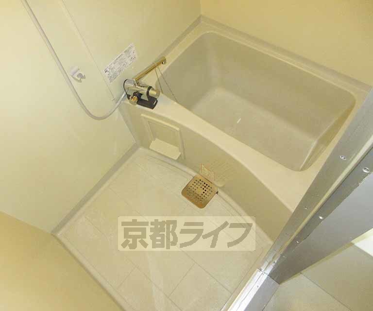 バス・シャワールーム　リラックスできるバスルーム・