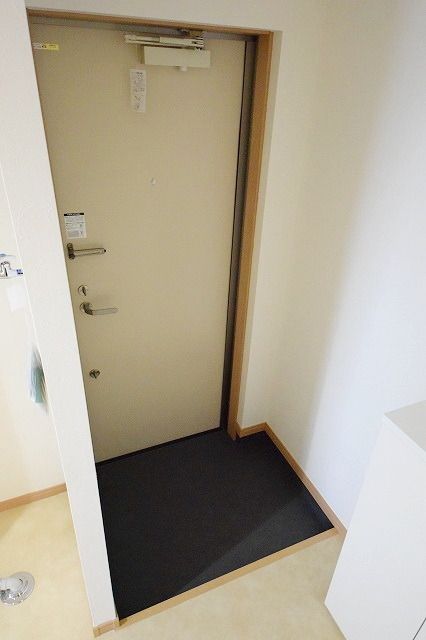 玄関　タウンハウジングまで