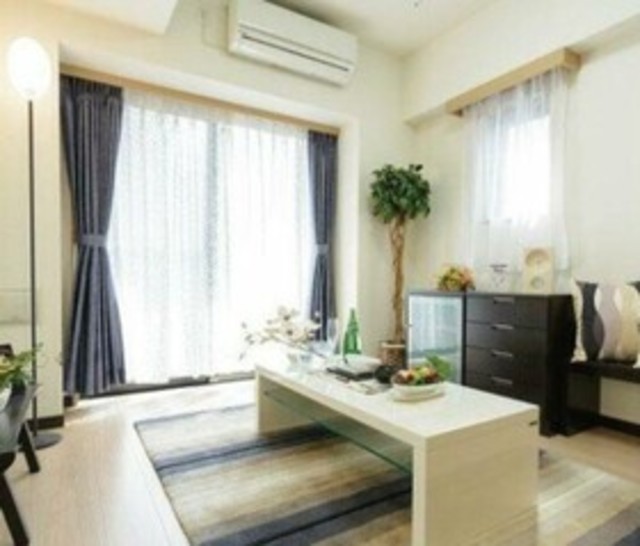 居室・リビング　※別部屋の参考写真です。家具は参考の物になります