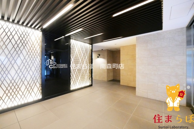 エントランス　共用部の印象も大切に