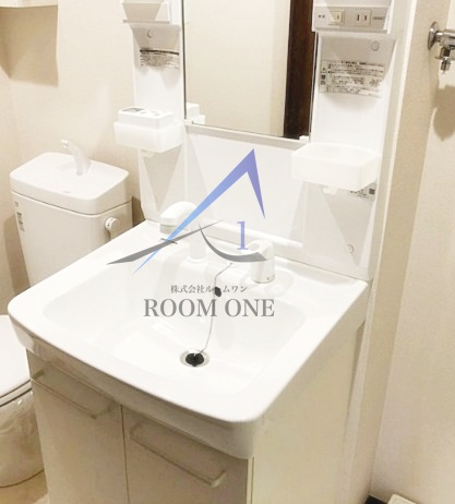 洗面設備　洗面台です。