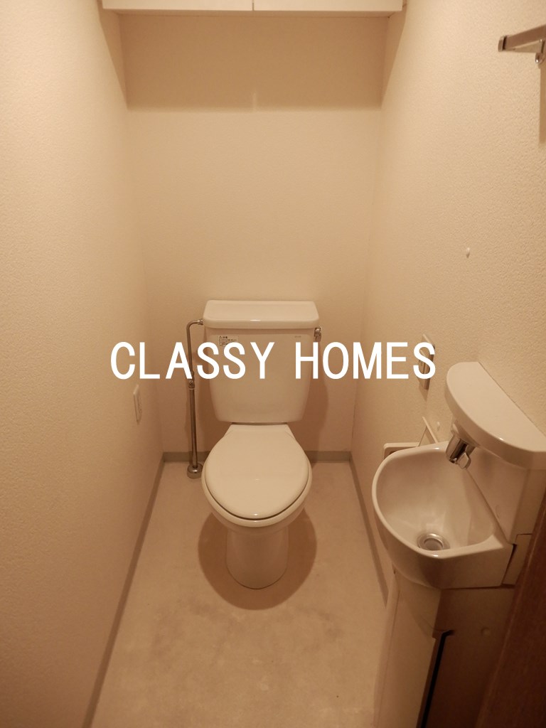 トイレ　2004年竣工アクティ汐留：トイレ