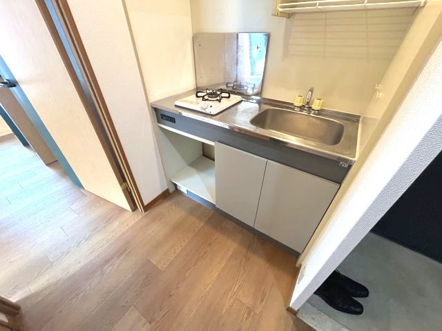 キッチン　同じ間取りの別の部屋写真です