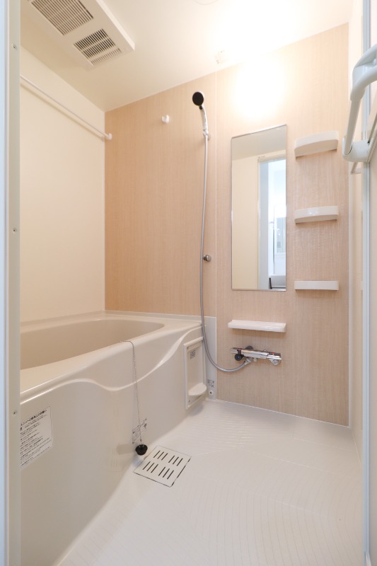 バス・シャワールーム　図面と現状に相違がある場合には現状を優先