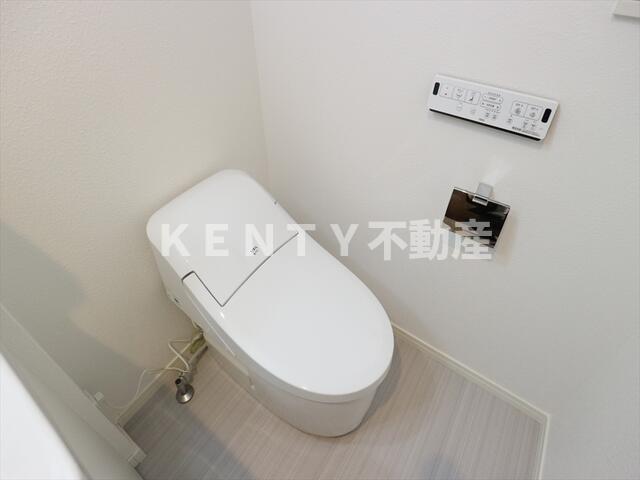 トイレ　コンパクトで使いやすいトイレです