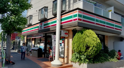 コンビニ　セブンイレブン 北区神谷3丁目店（コンビニ）まで476m