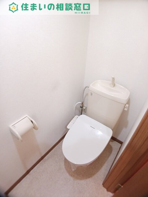 トイレ　同型※シャワートイレではありません