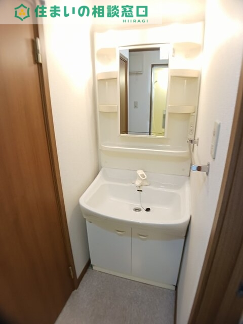 洗面設備　同型