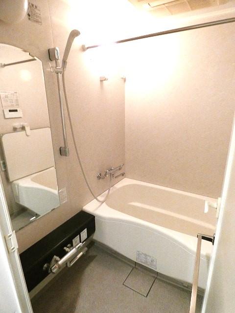 バス・シャワールーム　バス※別部屋参考写真