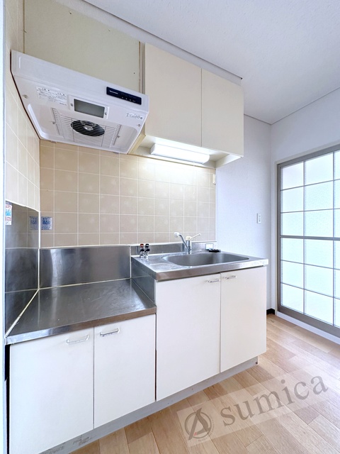 キッチン　スッキリとしたキッチン。お料理が楽しくなります。