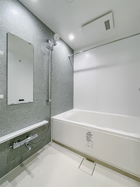 バス・シャワールーム　※写真は同タイプ住戸です。