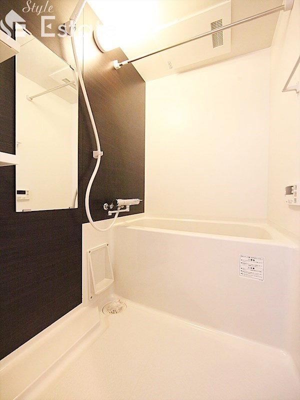 バス・シャワールーム　バスルーム
