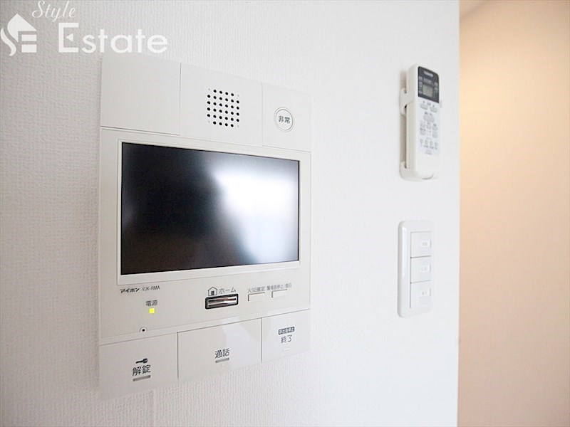 セキュリティ　モニター付きインターホン