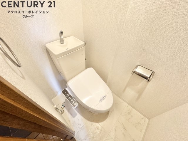 トイレ　清潔感のあるトイレです