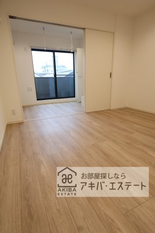 居室・リビング　同一仕様写真