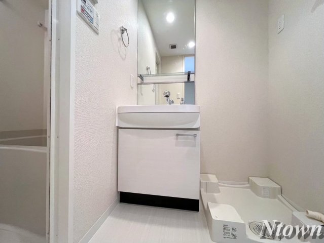 洗面設備　朝の身支度には欠かせない独立洗面化粧台