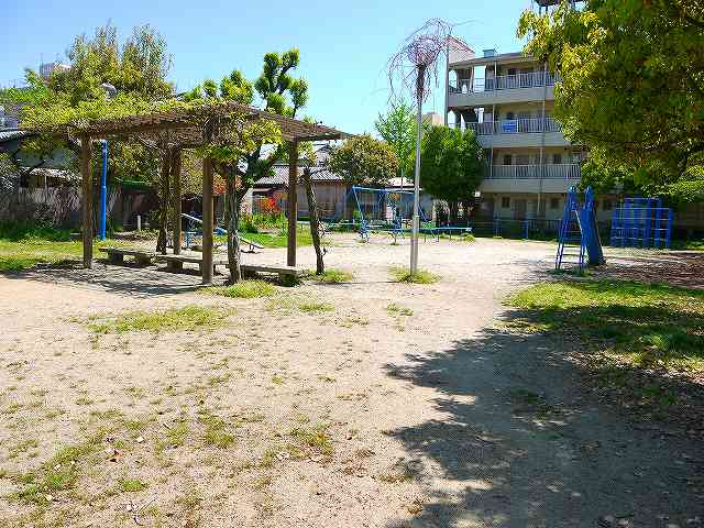 公園　三条町街区公園（公園）まで55m