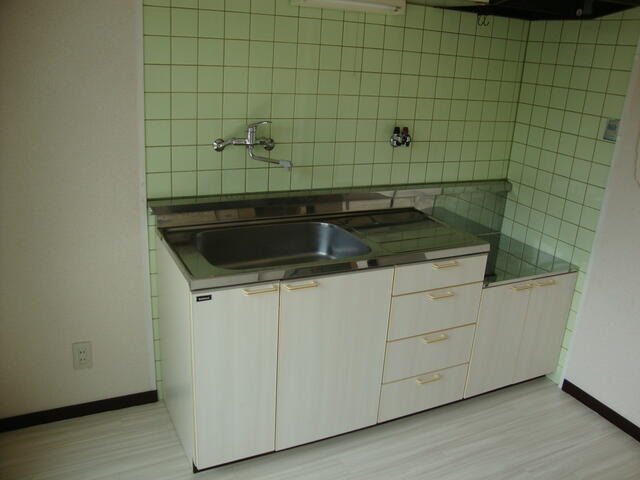 キッチン　他の部屋の写真です。