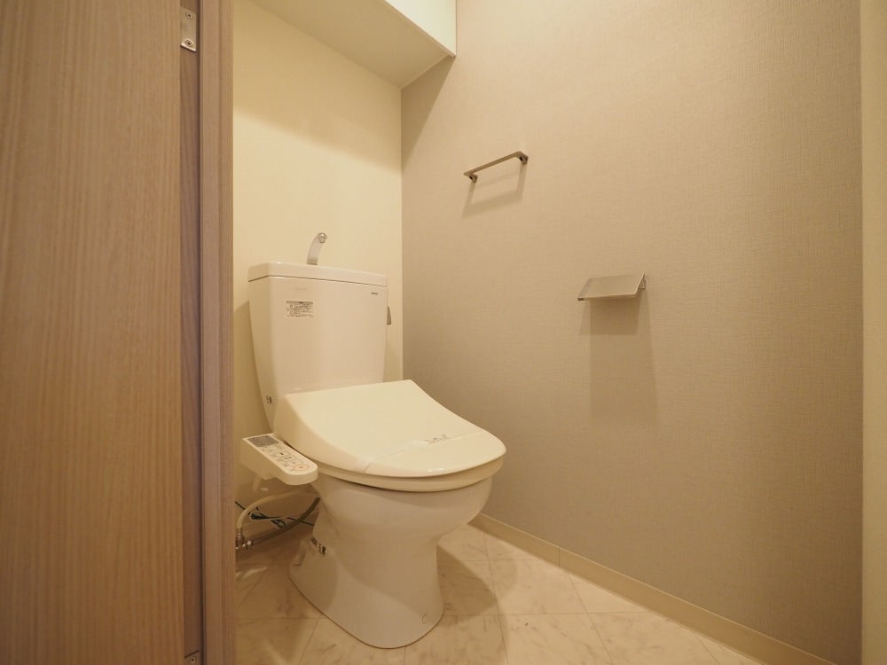 トイレ　落ち着いたトイレです