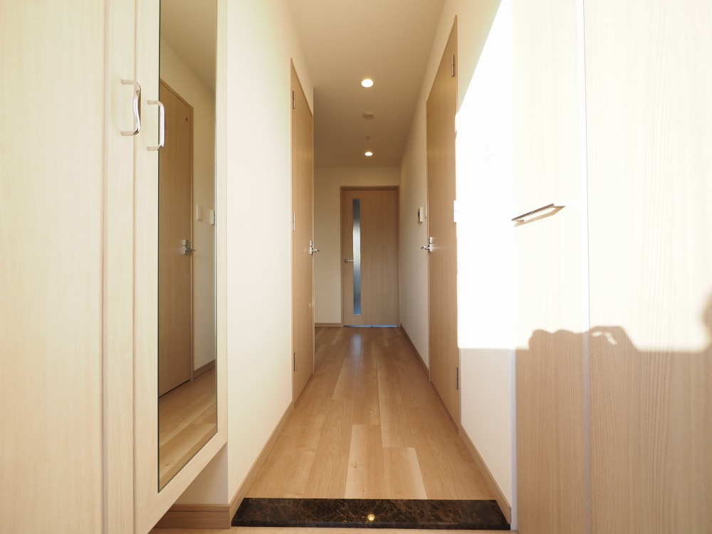 玄関　シンプルで使いやすい玄関です