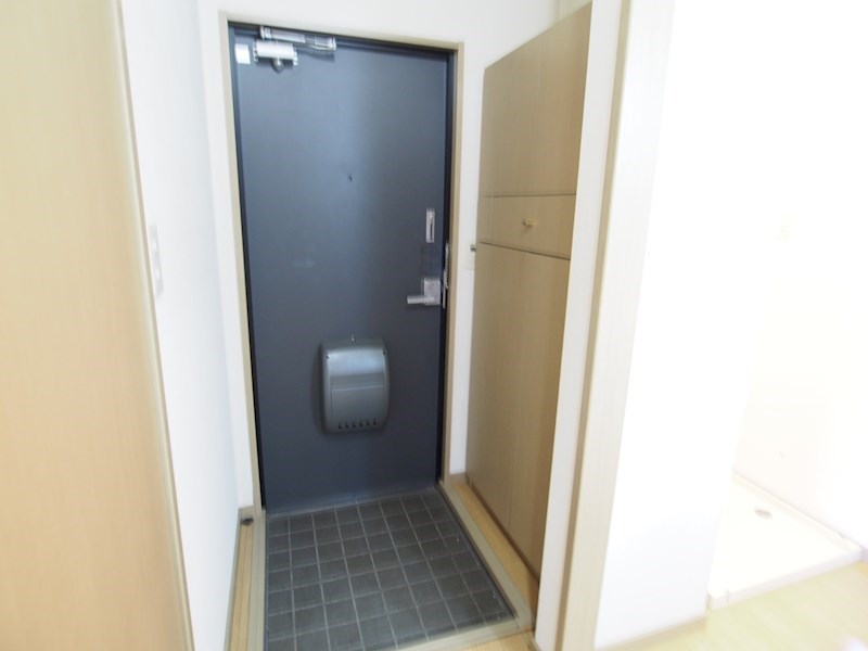 玄関　他室写真