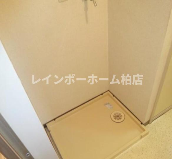 その他設備　室内洗濯機置場です