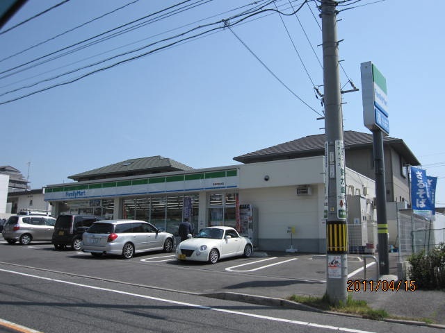 コンビニ　ファミリーマート広島井口台店（コンビニ）まで225m