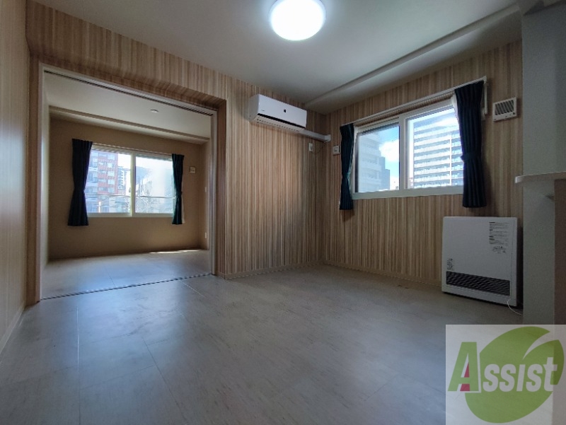 居室・リビング　広くてキレイなお部屋が広がっていて、充実した生活が送れそう。