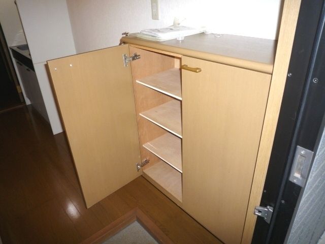 玄関　★玄関下駄箱★