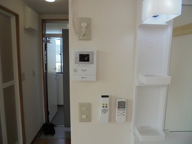 セキュリティ　写真は303号室です。(参考)