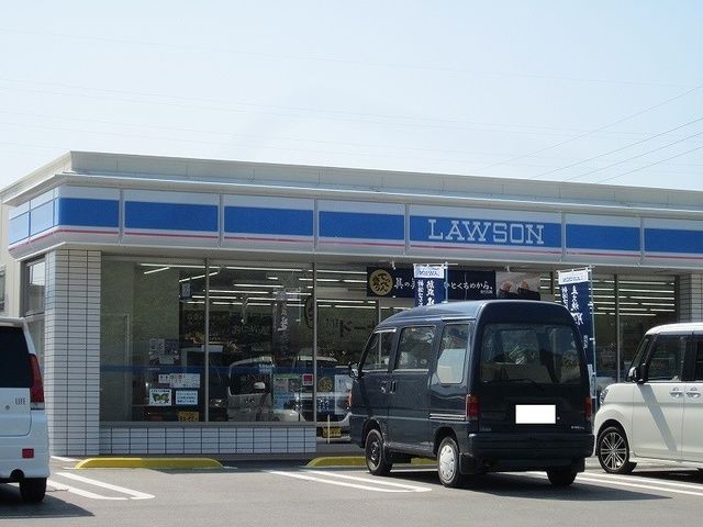 コンビニ　ローソン（コンビニ）まで400m