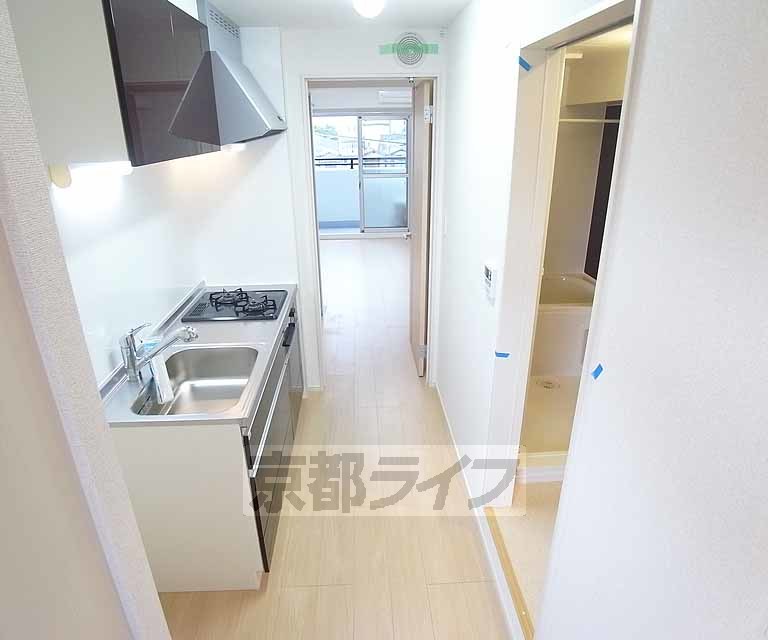 その他部屋・スペース　広い廊下です。