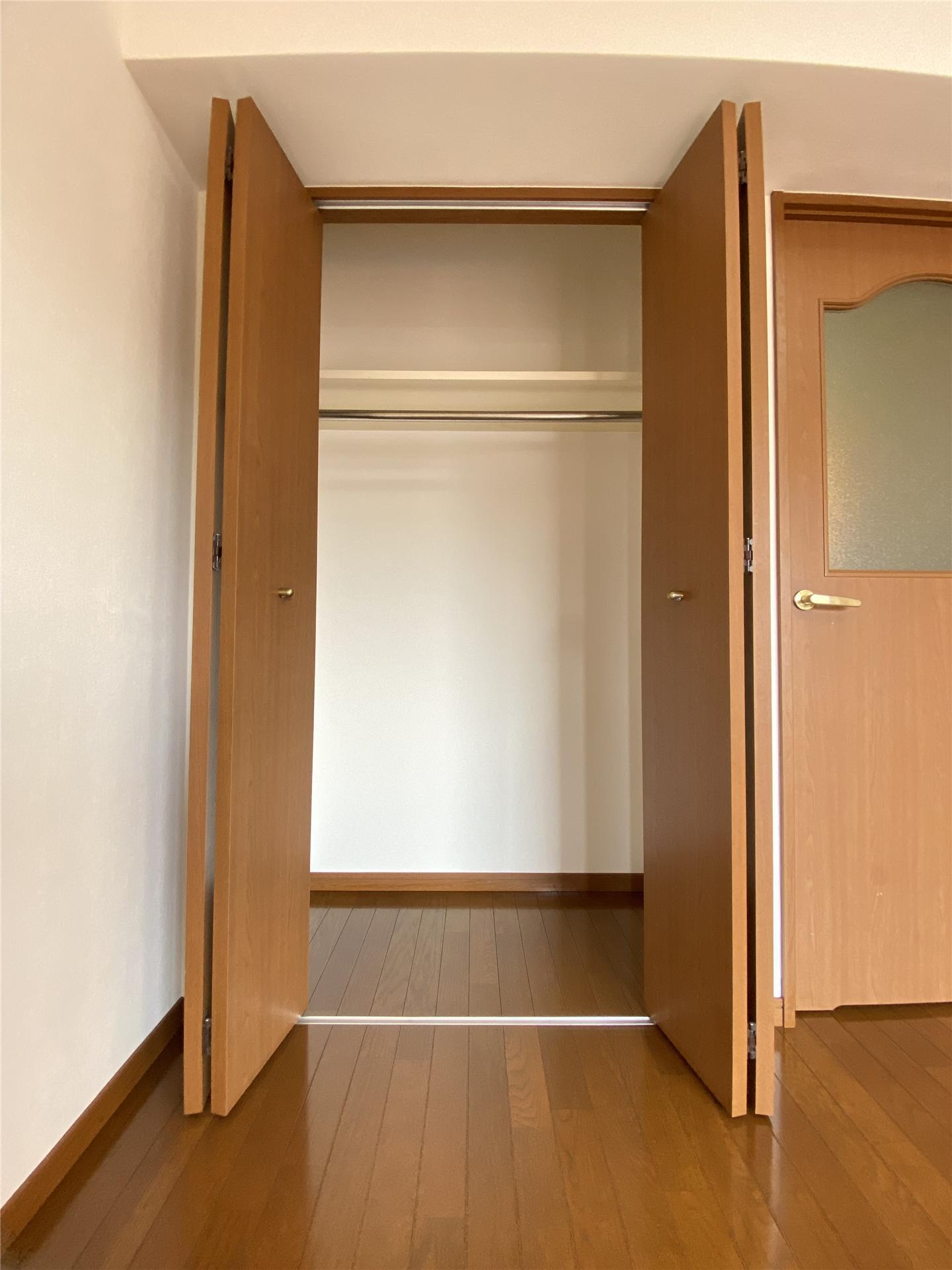 収納　同タイプ別室の写真です。