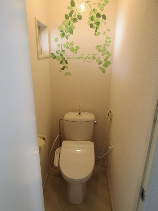 トイレ　ウォシュレット付きのトイレです♪