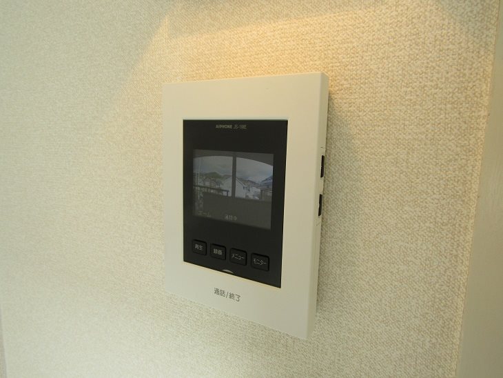 セキュリティ　TVインターホンも付いています。