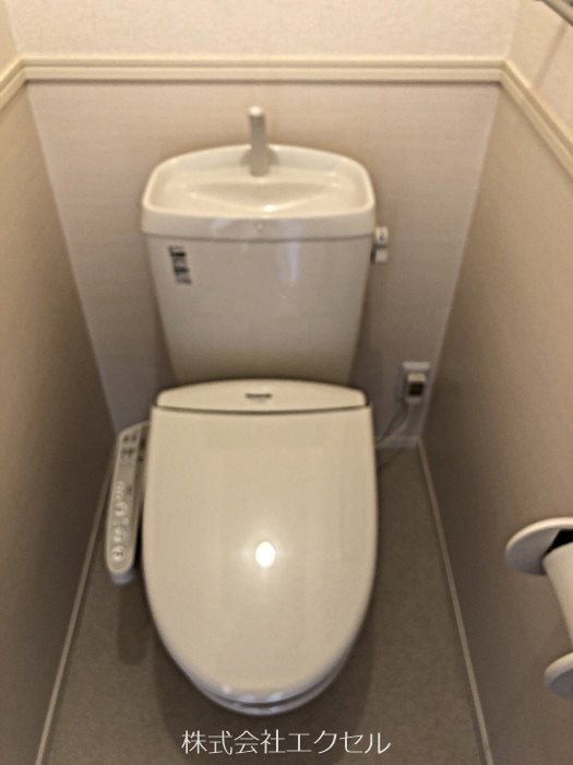 トイレ　同建物別室画像です。